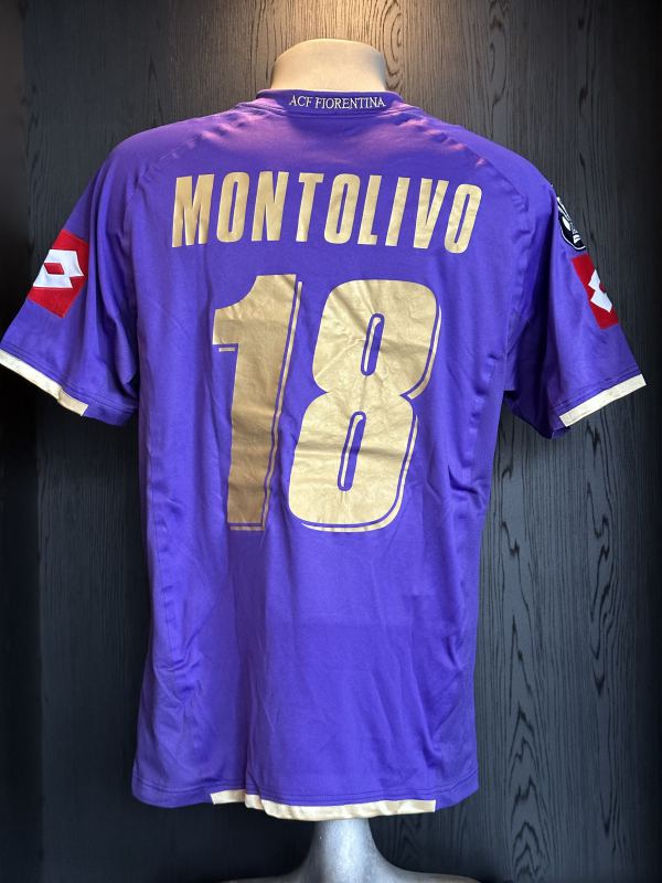 Match worn home shirt Fiorentina Riccardo Montolivo