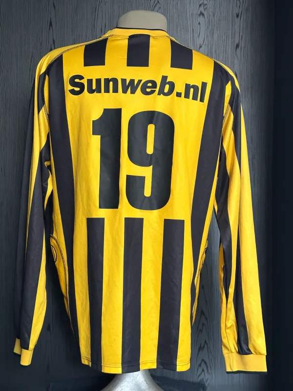 Matchworn Vitesse home shirt Peter van Vossen
