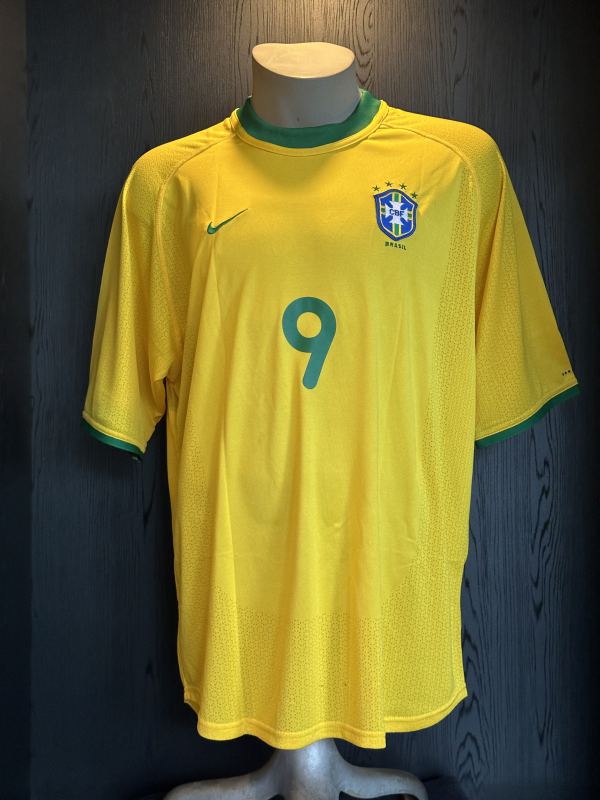 Player issued home shirt Brazil Ronaldo