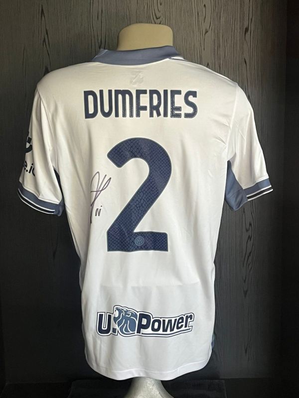 Gesigneerd shirt Inter Milan Denzel Dumfries