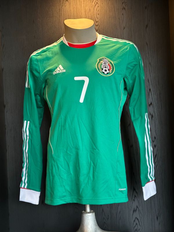 Match worn en signed shirt Mexico Ulises Davila 