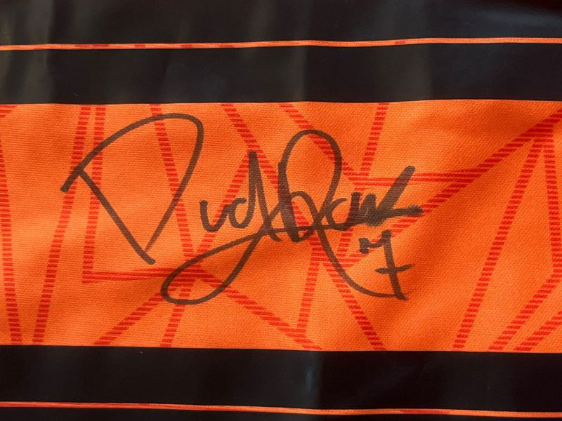 Gesigneerd shirt Oranje Leeuwinnen Danielle van de Donk